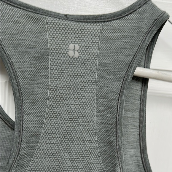 Sweaty Betty Gray Fitted Sleeveless Tank Top size large - Picture 5 of 6